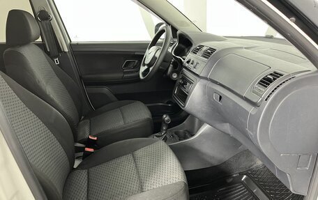 Skoda Fabia II, 2011 год, 649 000 рублей, 14 фотография