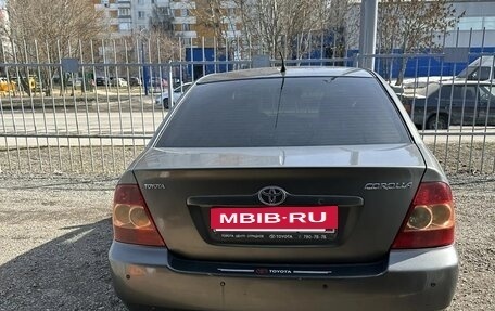 Toyota Corolla, 2005 год, 425 000 рублей, 4 фотография