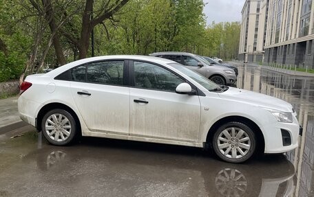 Chevrolet Cruze II, 2012 год, 750 000 рублей, 4 фотография