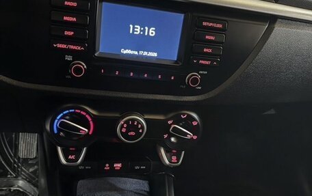 KIA Rio IV, 2017 год, 12 фотография