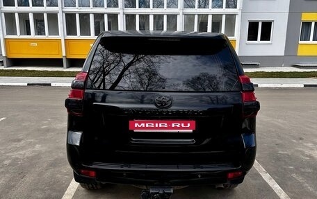 Toyota Land Cruiser Prado 150 рестайлинг 2, 2014 год, 2 980 000 рублей, 5 фотография