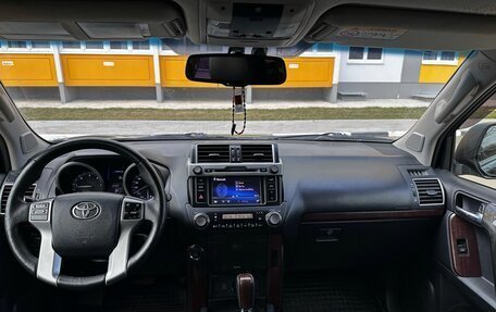 Toyota Land Cruiser Prado 150 рестайлинг 2, 2014 год, 2 980 000 рублей, 15 фотография
