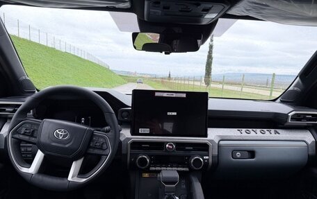 Toyota Tacoma, 2025 год, 10 900 000 рублей, 10 фотография