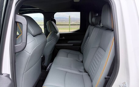 Toyota Tacoma, 2025 год, 10 900 000 рублей, 19 фотография