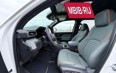 Toyota Tacoma, 2025 год, 10 900 000 рублей, 15 фотография