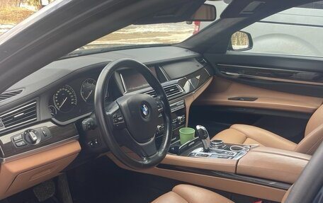 BMW 7 серия, 2014 год, 2 250 000 рублей, 3 фотография