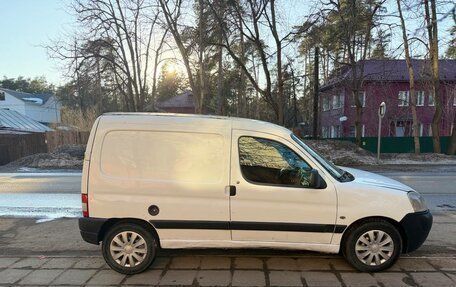 Peugeot Partner II рестайлинг 2, 2007 год, 260 000 рублей, 2 фотография