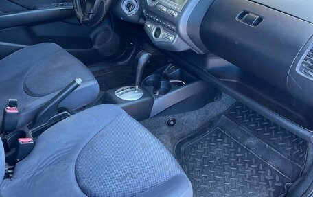 Honda Jazz I рестайлинг, 2005 год, 500 000 рублей, 9 фотография