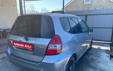 Honda Jazz I рестайлинг, 2005 год, 500 000 рублей, 5 фотография