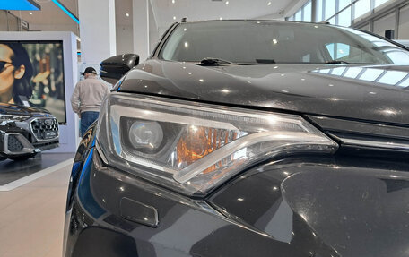 Toyota RAV4, 2018 год, 2 580 000 рублей, 17 фотография