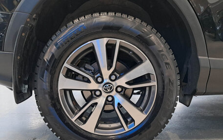 Toyota RAV4, 2018 год, 2 580 000 рублей, 18 фотография