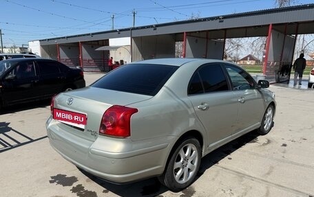 Toyota Avensis III рестайлинг, 2004 год, 740 000 рублей, 4 фотография