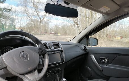 Renault Sandero II рестайлинг, 2017 год, 5 фотография