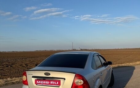 Ford Focus II рестайлинг, 2006 год, 289 000 рублей, 2 фотография