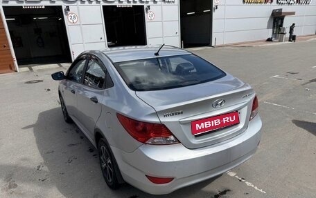 Hyundai Solaris II рестайлинг, 2012 год, 520 000 рублей, 1 фотография