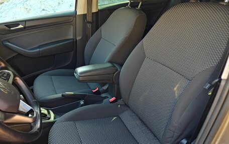 Volkswagen Polo VI (EU Market), 2021 год, 1 250 000 рублей, 10 фотография