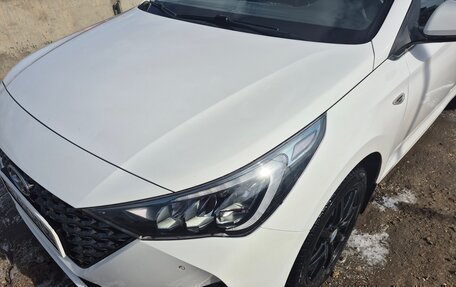 Hyundai Solaris II рестайлинг, 2022 год, 1 550 000 рублей, 9 фотография