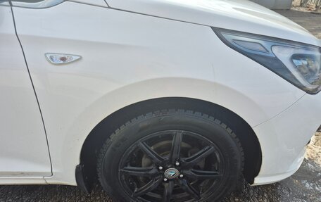 Hyundai Solaris II рестайлинг, 2022 год, 1 550 000 рублей, 5 фотография