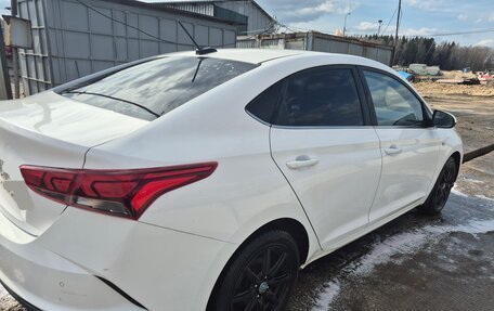 Hyundai Solaris II рестайлинг, 2022 год, 1 550 000 рублей, 7 фотография