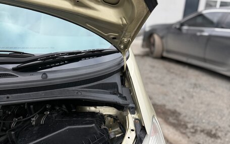 Toyota Estima III рестайлинг -2, 2000 год, 820 000 рублей, 3 фотография