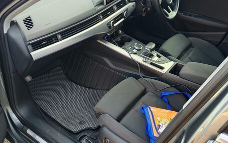 Audi A4, 2018 год, 1 595 000 рублей, 10 фотография