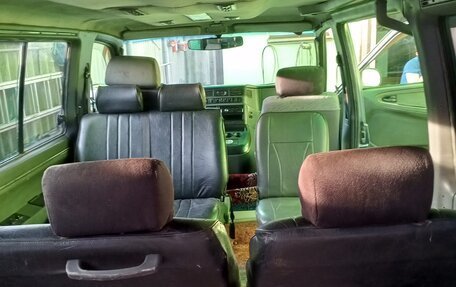 SsangYong Istana, 1996 год, 550 000 рублей, 11 фотография