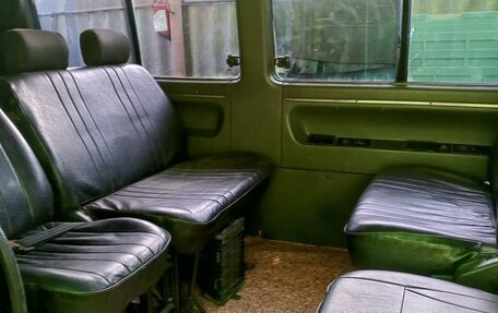 SsangYong Istana, 1996 год, 550 000 рублей, 8 фотография