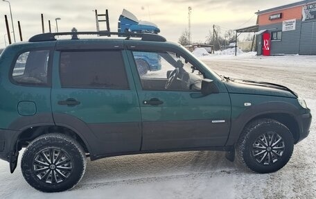 Chevrolet Niva I рестайлинг, 2011 год, 550 000 рублей, 3 фотография