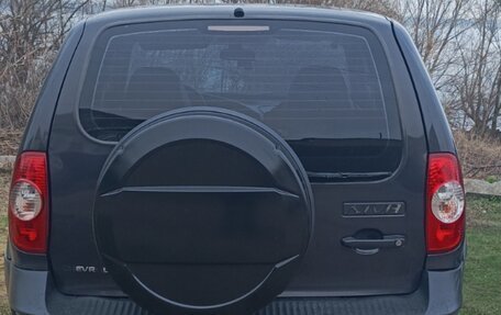 Chevrolet Niva I рестайлинг, 2013 год, 550 000 рублей, 2 фотография