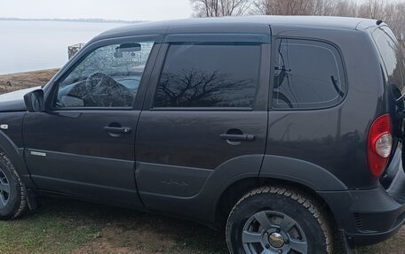 Chevrolet Niva I рестайлинг, 2013 год, 550 000 рублей, 4 фотография