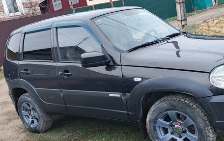 Chevrolet Niva I рестайлинг, 2013 год, 550 000 рублей, 5 фотография