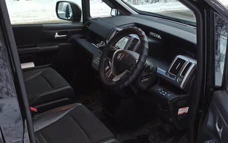 Honda Stepwgn IV, 2012 год, 1 450 000 рублей, 3 фотография