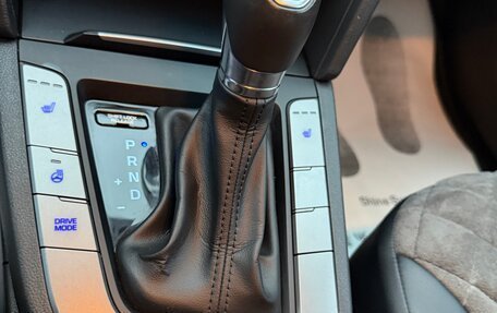 Hyundai Elantra VI рестайлинг, 2018 год, 1 700 000 рублей, 10 фотография