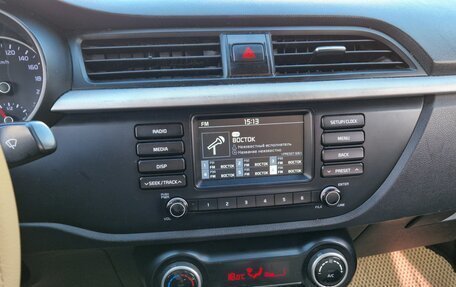 KIA Rio IV, 2019 год, 890 000 рублей, 11 фотография