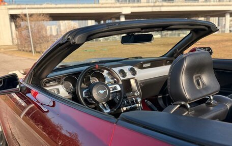 Ford Mustang VI рестайлинг, 2015 год, 2 750 000 рублей, 11 фотография