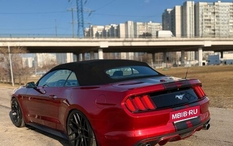 Ford Mustang VI рестайлинг, 2015 год, 2 750 000 рублей, 8 фотография