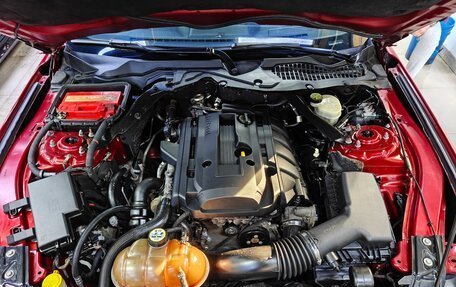 Ford Mustang VI рестайлинг, 2015 год, 2 750 000 рублей, 18 фотография