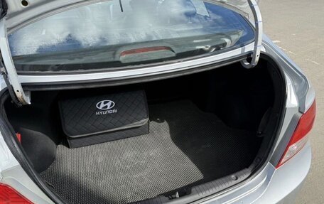 Hyundai Solaris II рестайлинг, 2012 год, 520 000 рублей, 3 фотография