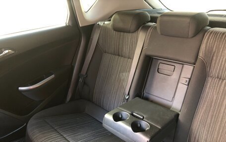 Opel Astra J, 2010 год, 440 000 рублей, 6 фотография