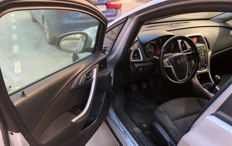 Opel Astra J, 2010 год, 440 000 рублей, 10 фотография