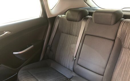 Opel Astra J, 2010 год, 440 000 рублей, 8 фотография