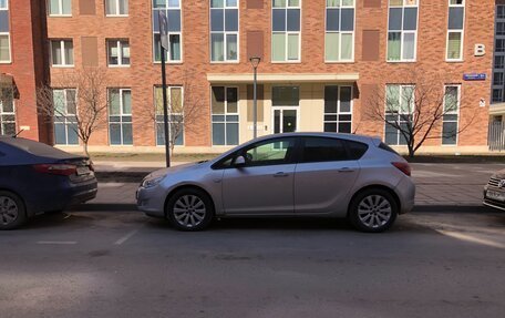 Opel Astra J, 2010 год, 440 000 рублей, 16 фотография