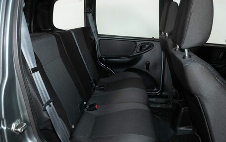 Chevrolet Niva I рестайлинг, 2018 год, 748 000 рублей, 8 фотография