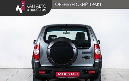 Chevrolet Niva I рестайлинг, 2018 год, 748 000 рублей, 4 фотография