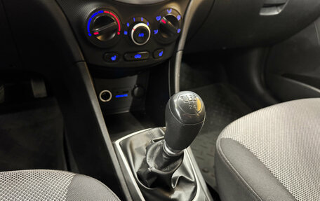 Hyundai Solaris II рестайлинг, 2013 год, 719 000 рублей, 19 фотография