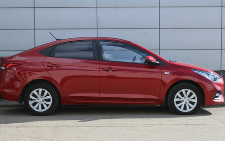 Hyundai Solaris II рестайлинг, 2018 год, 1 226 000 рублей, 5 фотография