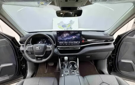 Toyota Highlander, 2025 год, 5 250 000 рублей, 7 фотография