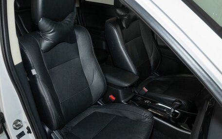 Mitsubishi Outlander III рестайлинг 3, 2017 год, 1 900 000 рублей, 14 фотография