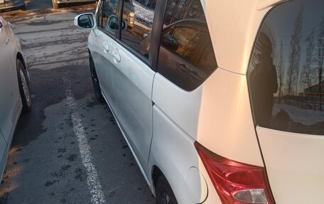 Honda Freed I, 2009 год, 850 000 рублей, 28 фотография