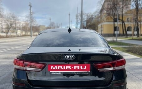 KIA Optima IV, 2018 год, 1 300 000 рублей, 8 фотография